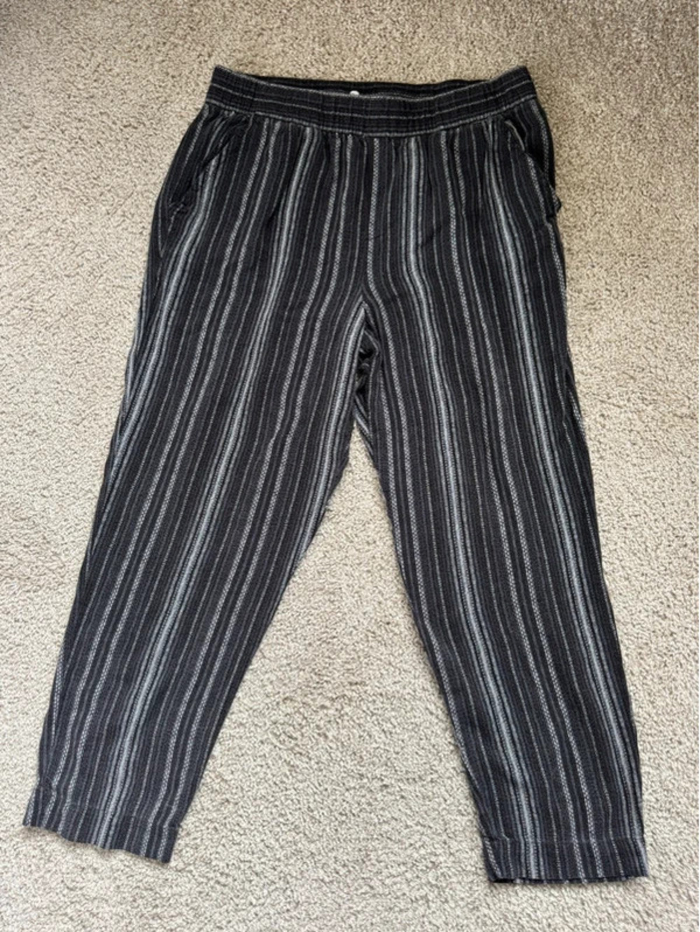 Jessica Simpson Capris